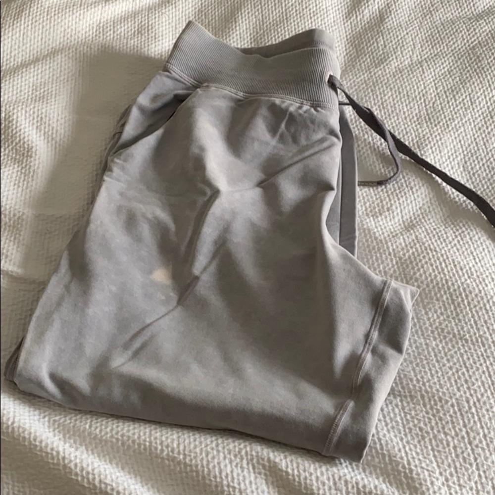 Lululemon lavender joggers